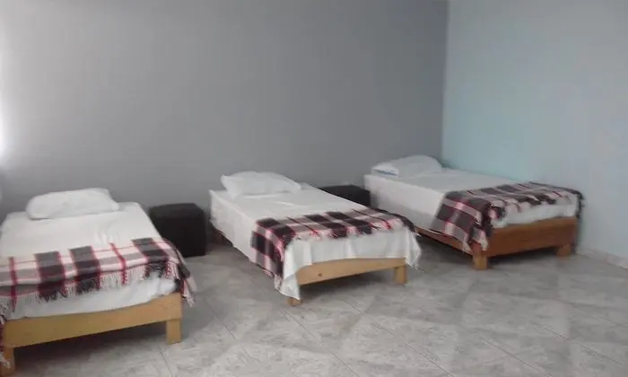 Basic Üç Kişilik Oda