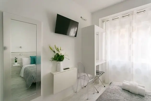 Tek Büyük Yataklı Oda (Exterior)