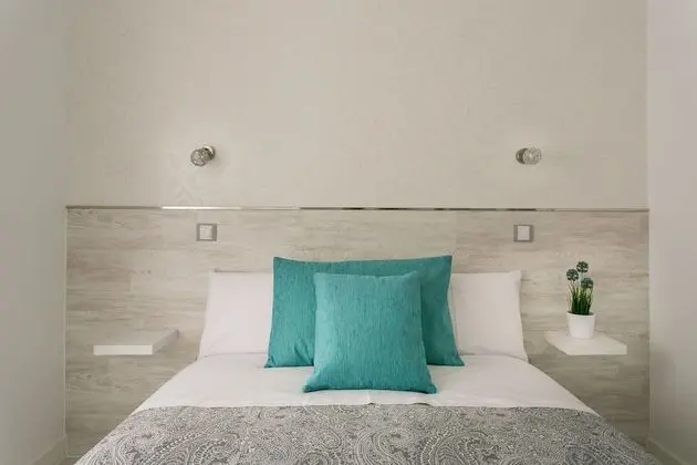 Tek Büyük Yataklı Oda (Exterior)