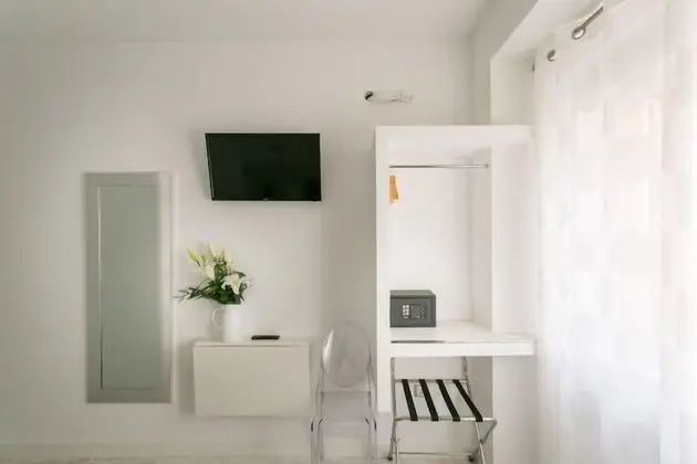 Tek Büyük Yataklı Oda (Exterior)