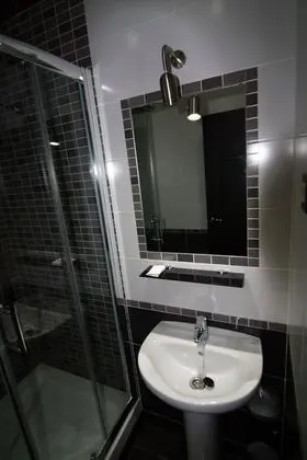 Tek Büyük Yataklı Oda (with extra bed)