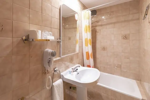 Superior Tek Büyük Yataklı Oda