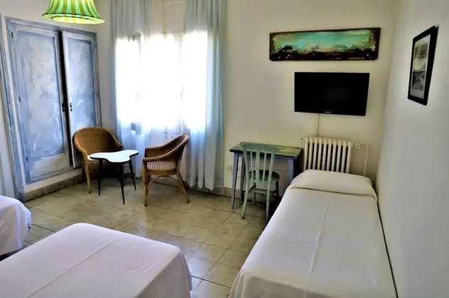 Üç Kişilik Oda, Banyolu/Duşlu