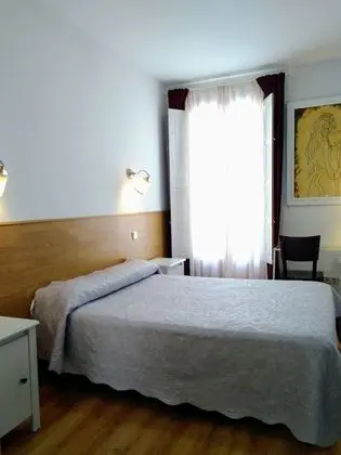 Basic Tek Büyük Yataklı Oda, 1 Çift Kişilik Yatak, Özel Banyo, Şehir Manzaralı