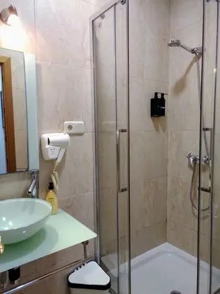 Basic Tek Büyük Yataklı Oda, 1 Çift Kişilik Yatak, Özel Banyo, Şehir Manzaralı