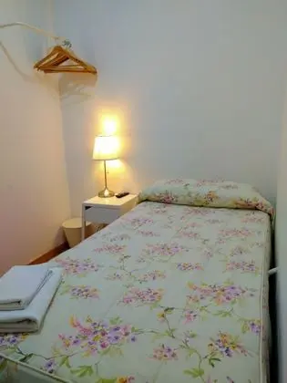 Basic Tek Kişilik Oda, 1 Tek Kişilik Yatak, Ortak Banyo