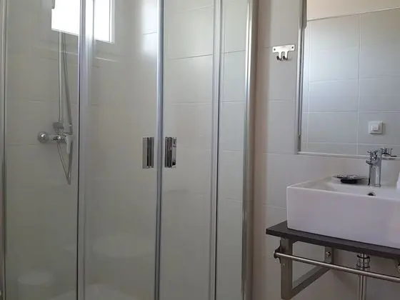 Tek Büyük veya İki Ayrı Yataklı Oda, Özel Banyo