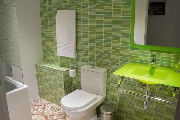 Comfort Üç Kişilik Oda, 3 Tek Kişilik Yatak, Banyolu/Duşlu, Park Manzaralı