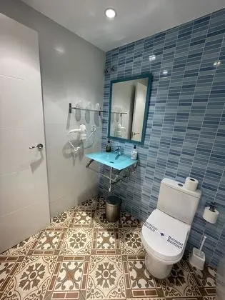 Standard Tek Büyük Yataklı Oda, 2 Tek Kişilik Yatak, Banyolu/Duşlu