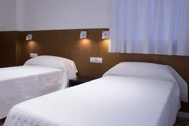 Standard Tek Büyük Yataklı Oda, 2 Tek Kişilik Yatak, Banyolu/Duşlu