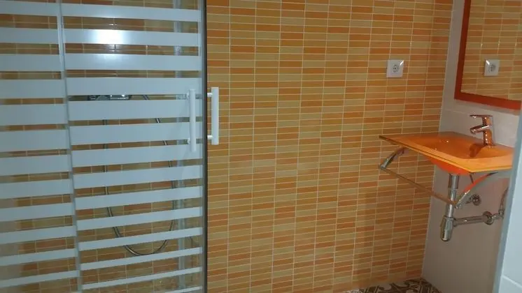 Standard Tek Büyük Yataklı Oda, 2 Tek Kişilik Yatak, Banyolu/Duşlu