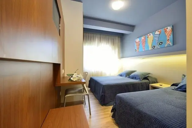 Tek Büyük Yataklı Oda (with extra bed, child)