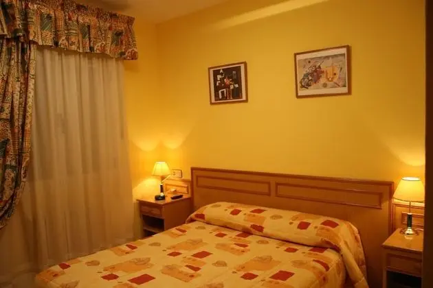 Tek Büyük veya İki Ayrı Yataklı Oda