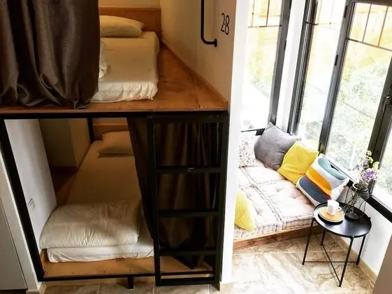 Ortak Ranzalı Oda, Sadece kadınlar için (1 bed in a 8 bed dorm)