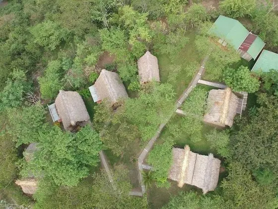 Standard Üç Kişilik Oda, Özel Banyo (1 Double and 1 Single Bed)