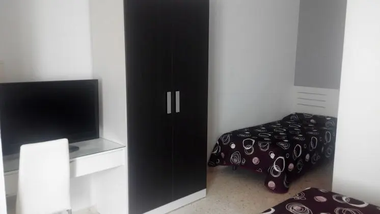 Premium Tek Büyük Yataklı Oda