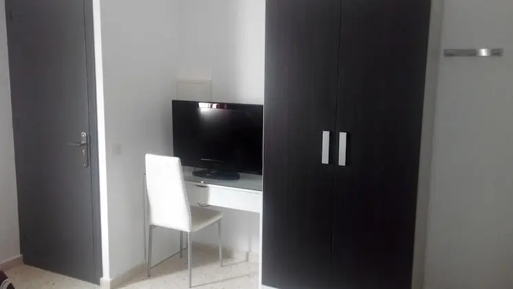 Premium Tek Büyük Yataklı Oda