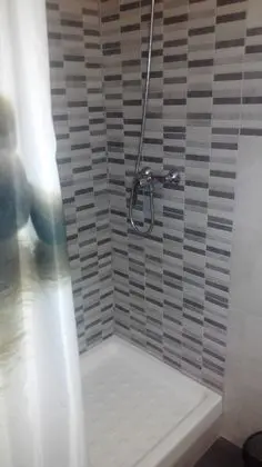 Premium Tek Büyük Yataklı Oda