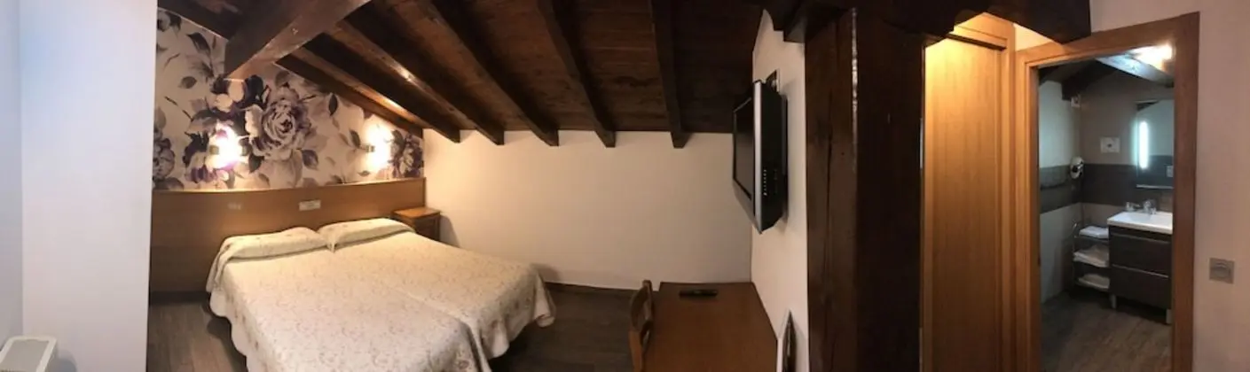 Tek Büyük Yataklı Oda