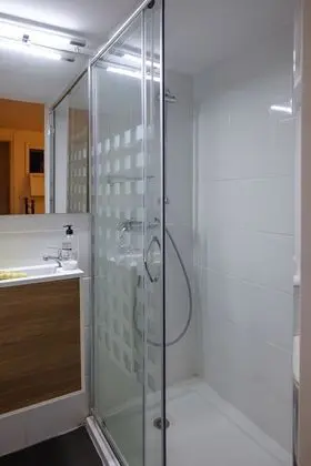 Basic Tek Büyük veya İki Ayrı Yataklı Oda, 2 Tek Kişilik Yatak, Havuz Manzaralı