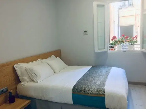 Deluxe Tek Büyük Yataklı Oda, Sigara İçilmez