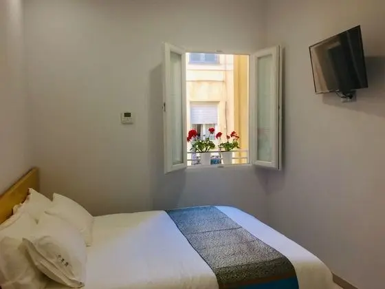 Deluxe Tek Büyük Yataklı Oda, Sigara İçilmez