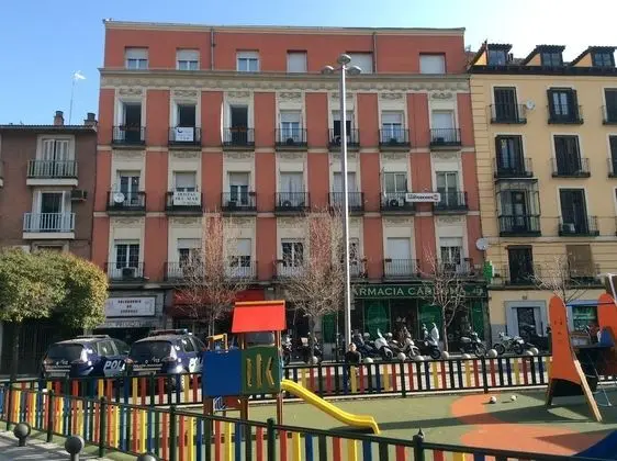 Tek Kişilik Oda, 1 Tek Kişilik Yatak, Sigara İçilmez