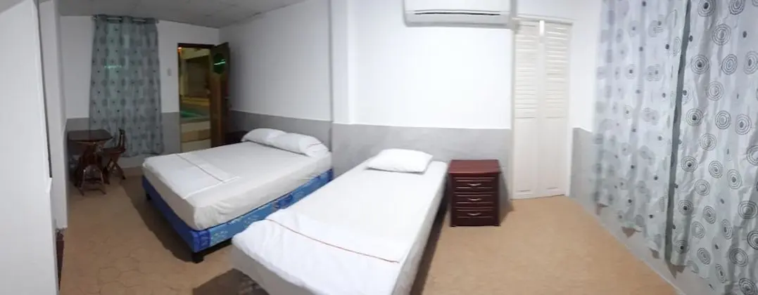 Standard Tek Büyük Yataklı Oda, Sigara İçilebilir, Havuz Kenarı