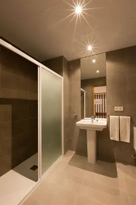 Comfort Üç Kişilik Oda, 3 Tek Kişilik Yatak
