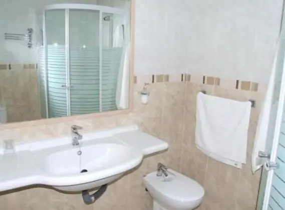 Tek Büyük Yataklı Oda, Küvet