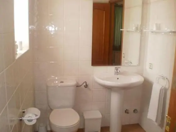 Tek Büyük veya İki Ayrı Yataklı Oda