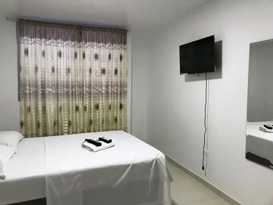 Business Tek Kişilik Oda, 1 Büyük (Queen) Boy Yatak, Sigara İçilmez