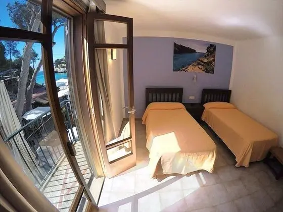 Üç Kişilik Oda, Balkon, Deniz Manzaralı