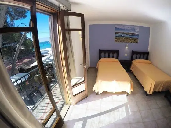 Üç Kişilik Oda, Balkon, Deniz Manzaralı