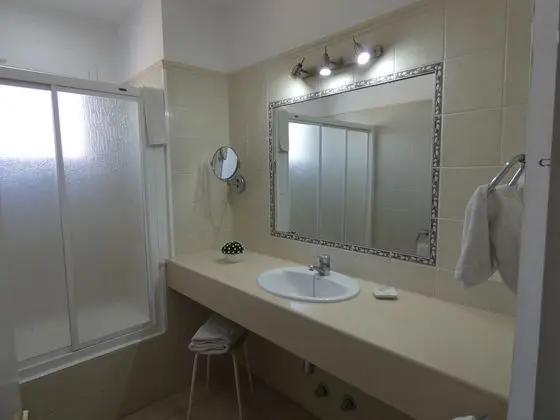 İki Ayrı Yataklı Oda, Bahçe Manzaralı