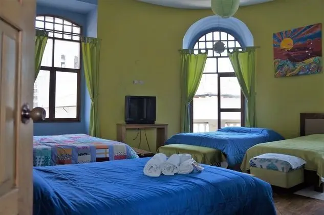 Standard Dört Kişilik Oda, Özel Banyo, Şehir Manzaralı
