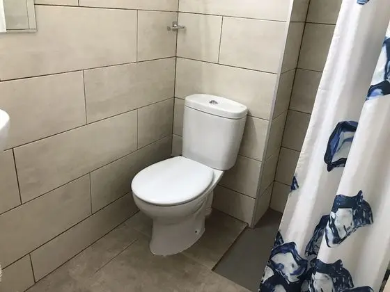 City Tek Büyük Yataklı Oda