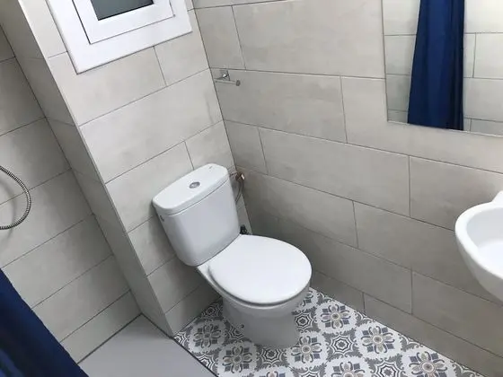 City Tek Büyük Yataklı Oda