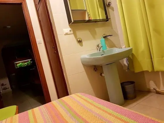 Economy Tek Kişilik Oda, Ortak Banyo