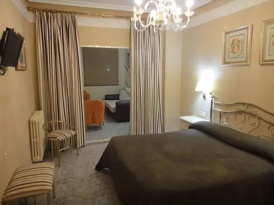 Tek Büyük Yataklı Oda