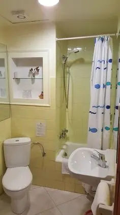 Tek Büyük Yataklı Oda, 1 Çift Kişilik Yatak