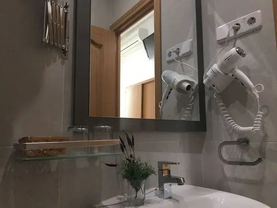 Tek Büyük Yataklı Oda, Özel Banyo