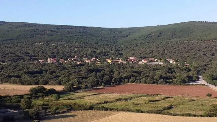 Ev, Birden Çok Yatak Odası, Teras, Dağ Manzaralı