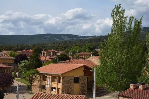 Ev, Birden Çok Yatak Odası, Teras, Dağ Manzaralı