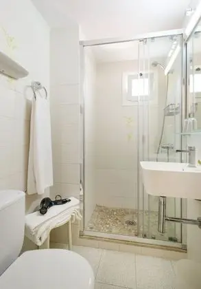 Basic Tek Büyük Yataklı Oda