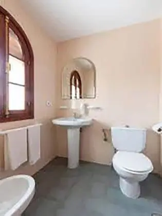 Basic Üç Kişilik Oda