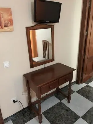 Tek Büyük Yataklı Oda