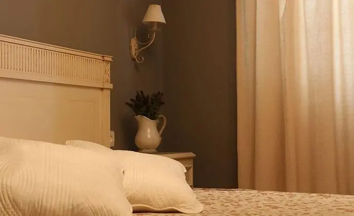 Tek Büyük veya İki Ayrı Yataklı Oda