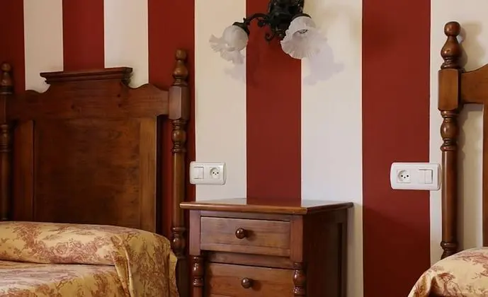 Tek Büyük veya İki Ayrı Yataklı Oda