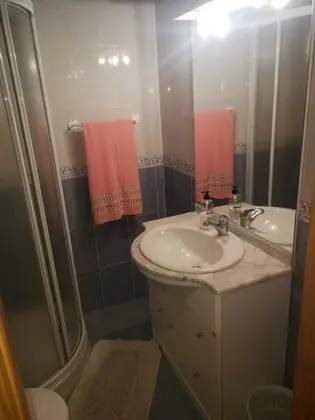 Büyük Yataklı Tek Kişilik Oda